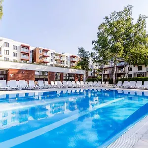 Pomarańczowy Z Basenem,sauną-blisko Morza. Apartament